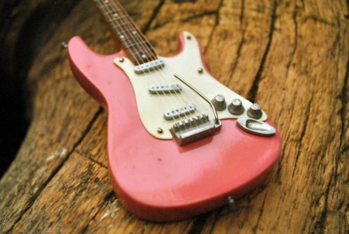 Miniatur Gitar fender Stratocaster