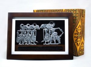 Souvenir Indonesia Wayang Klithik Pandawa Frame Kaca Tidiart